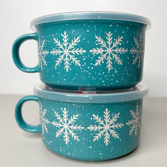 Peppermint Other - New Peppermint (2) Christmas Snowflake Soup Mug w/ Lid